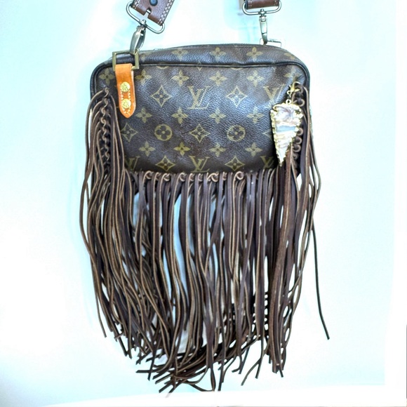 Louis Vuitton Brown Fringe Crossbody Bag - Picture 1 of 8